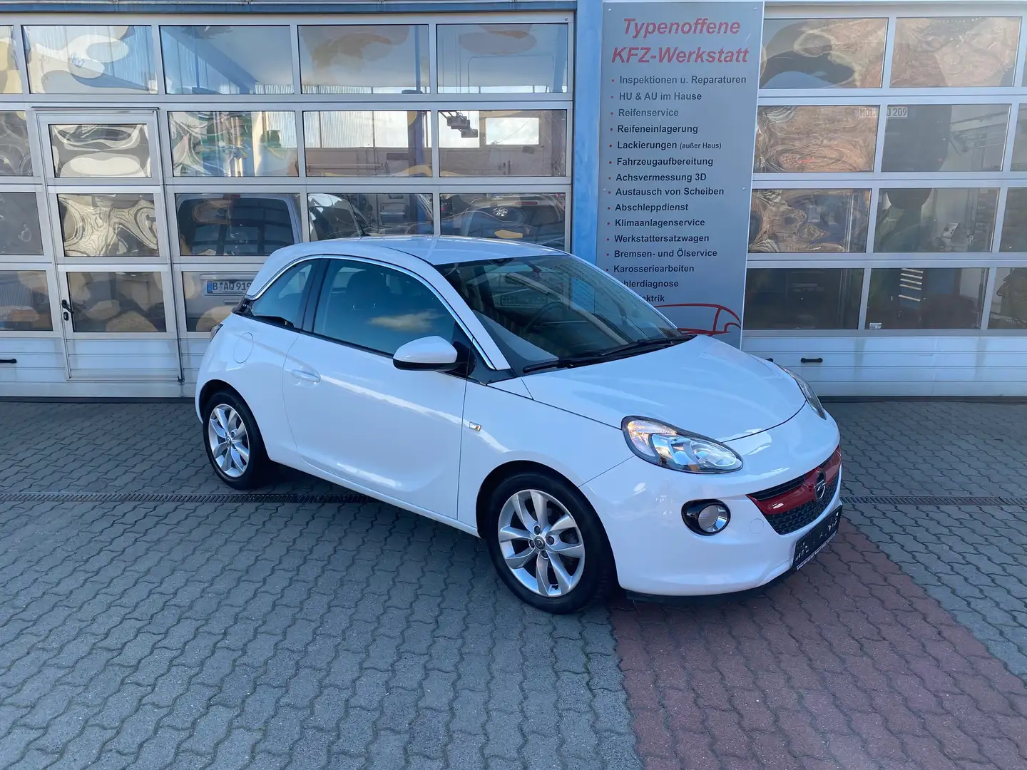 Opel Adam 1.2 , Tempomat, Sitzheizung, HU/AU neu Weiß - 1