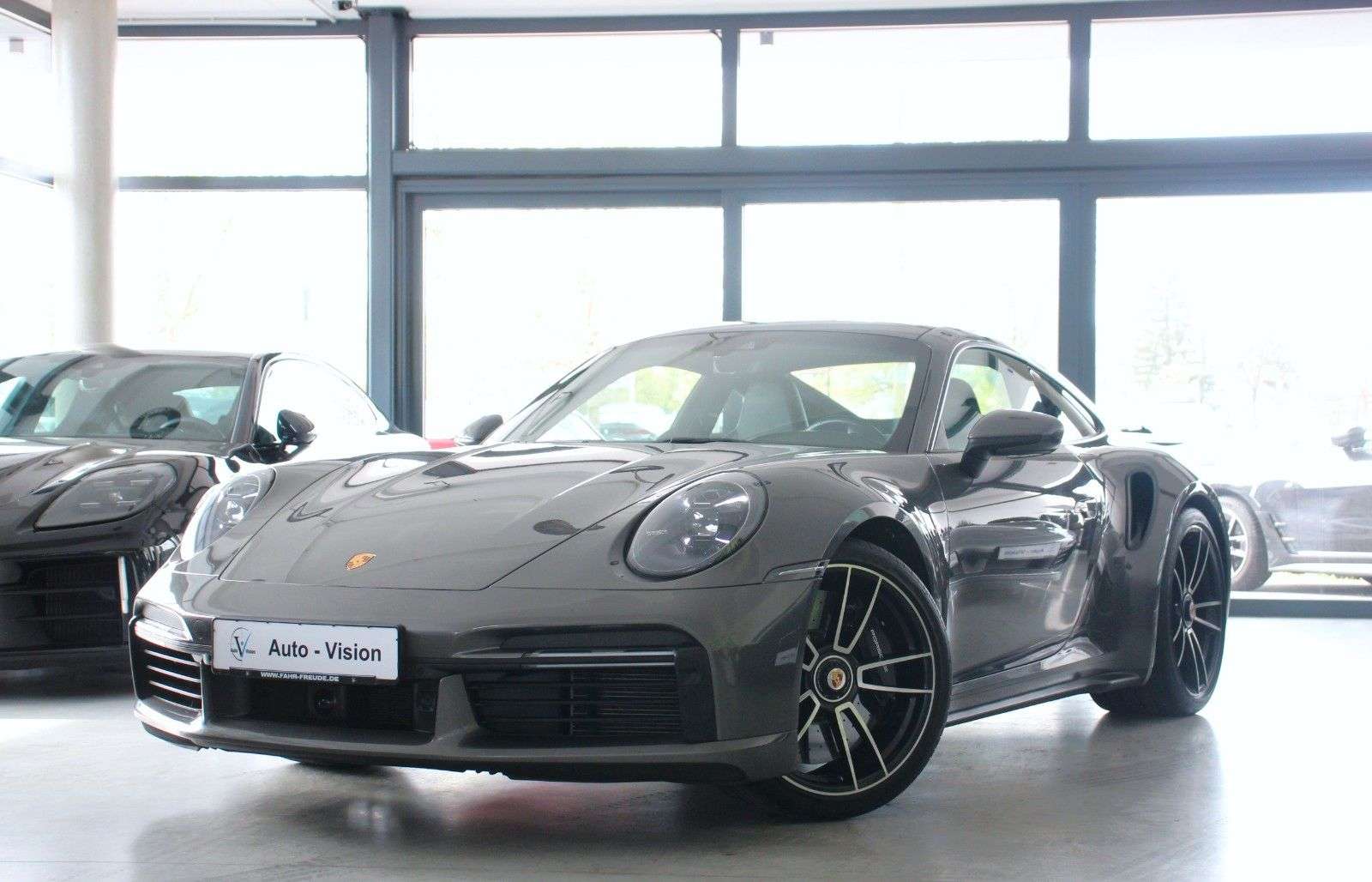 Second hand Porsche 911 carrera rs