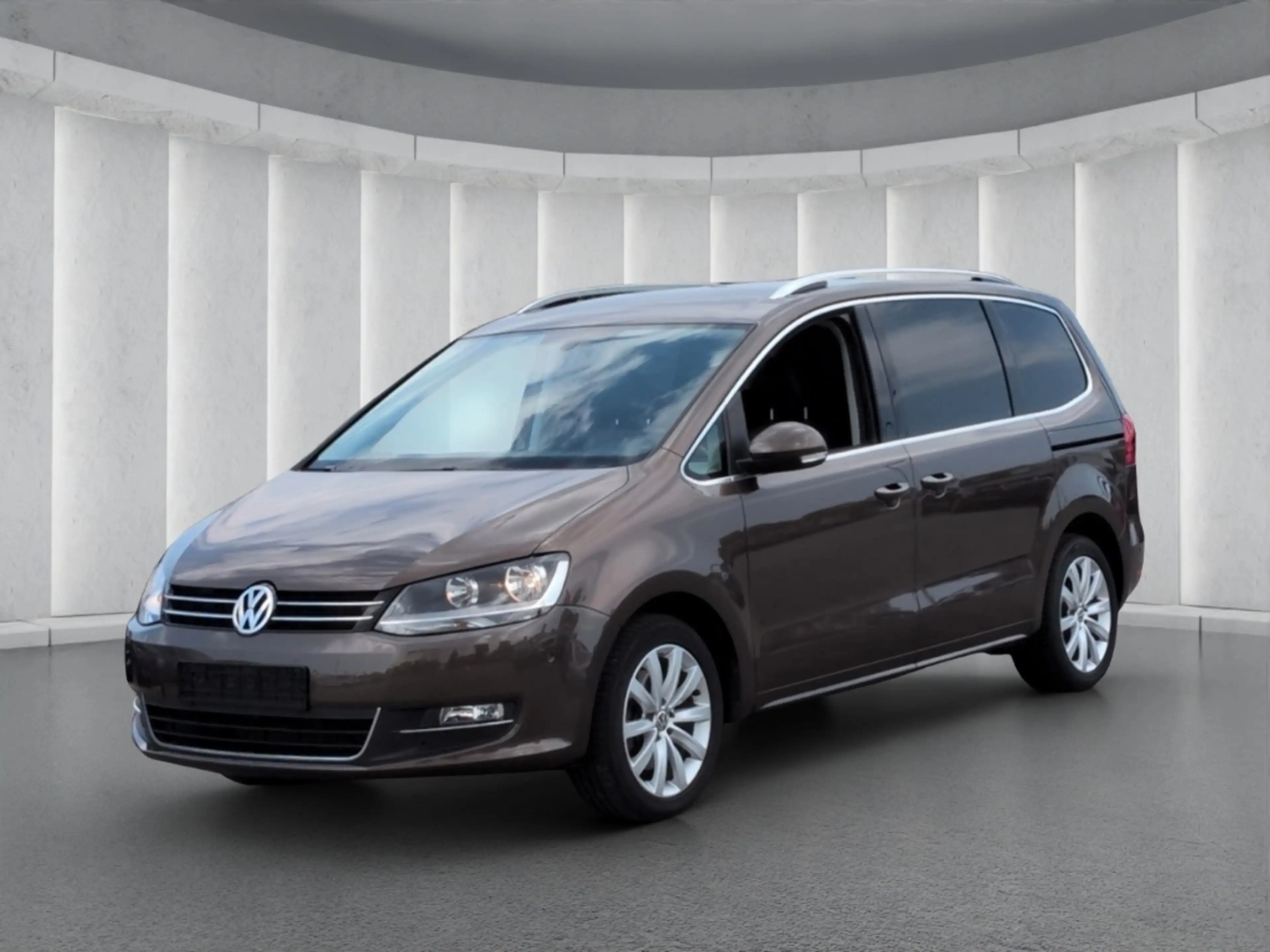 Volkswagen Sharan Highline 7-Sitze TDI*DSG Leder Navi Tempo — photo 2