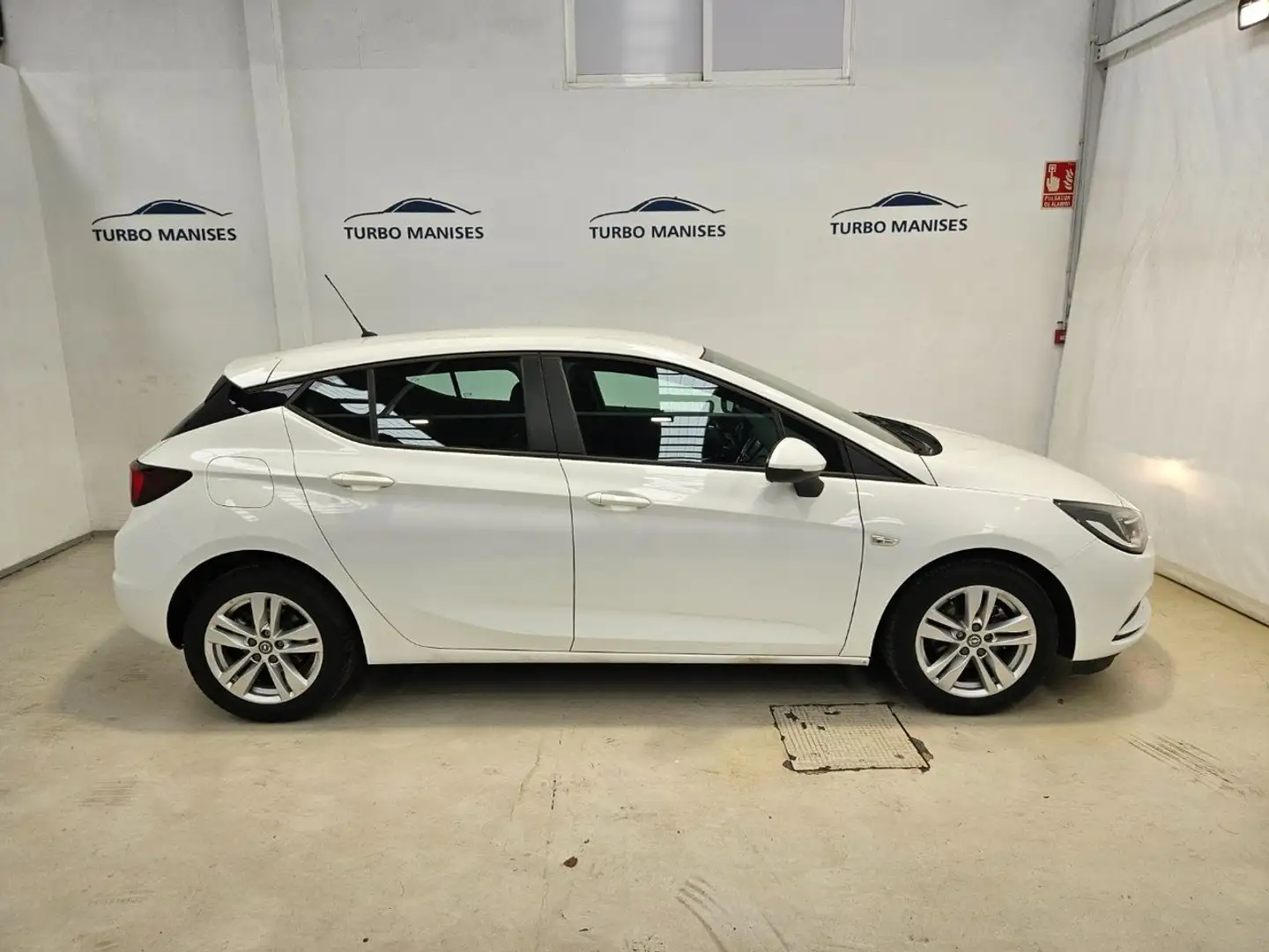 Opel Astra 1.6CDTi S/S Selective 110 Bianco - 2