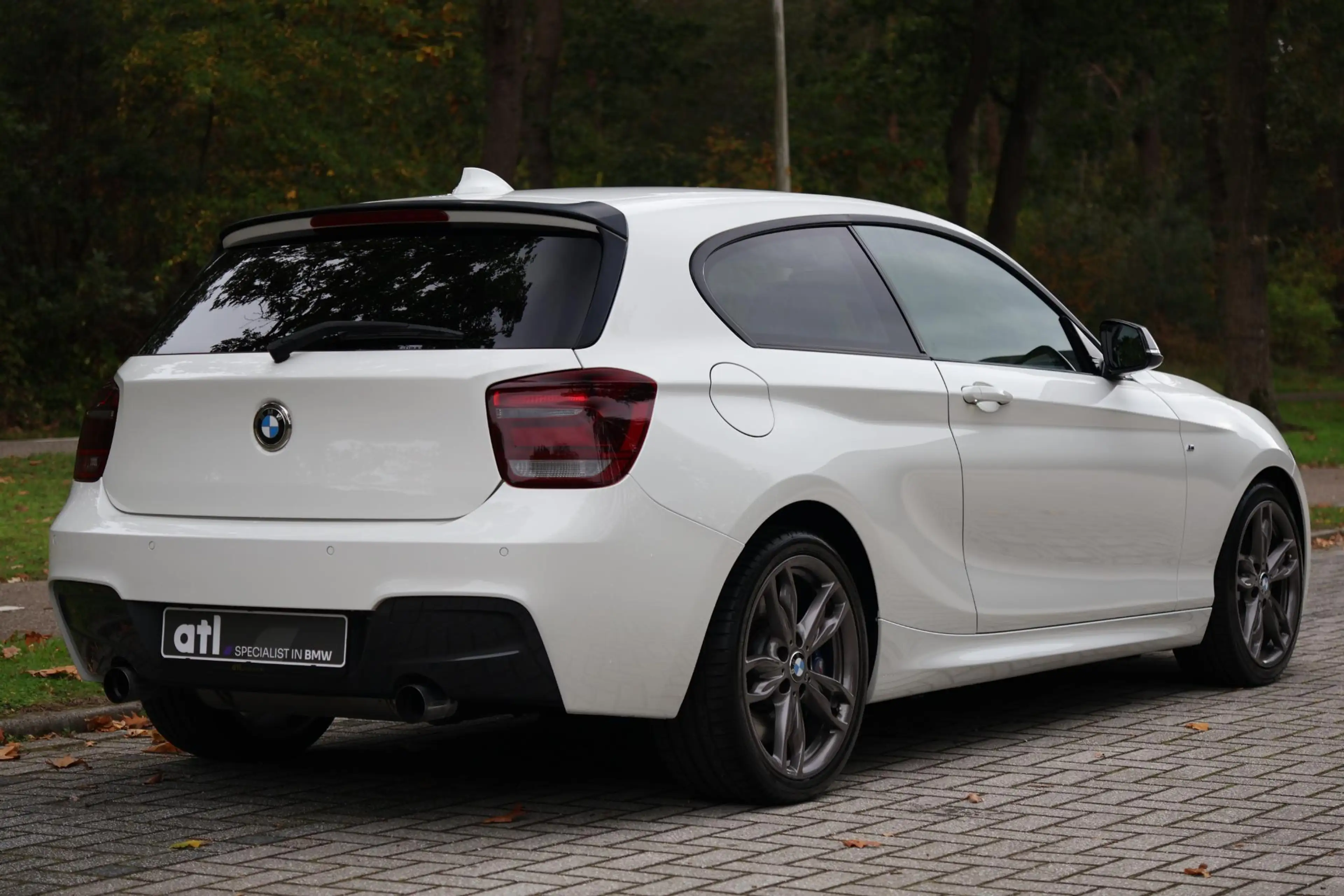 BMW 135 1-serie M135i xDrive Executive Navi Pro | M-Perfor — photo 8