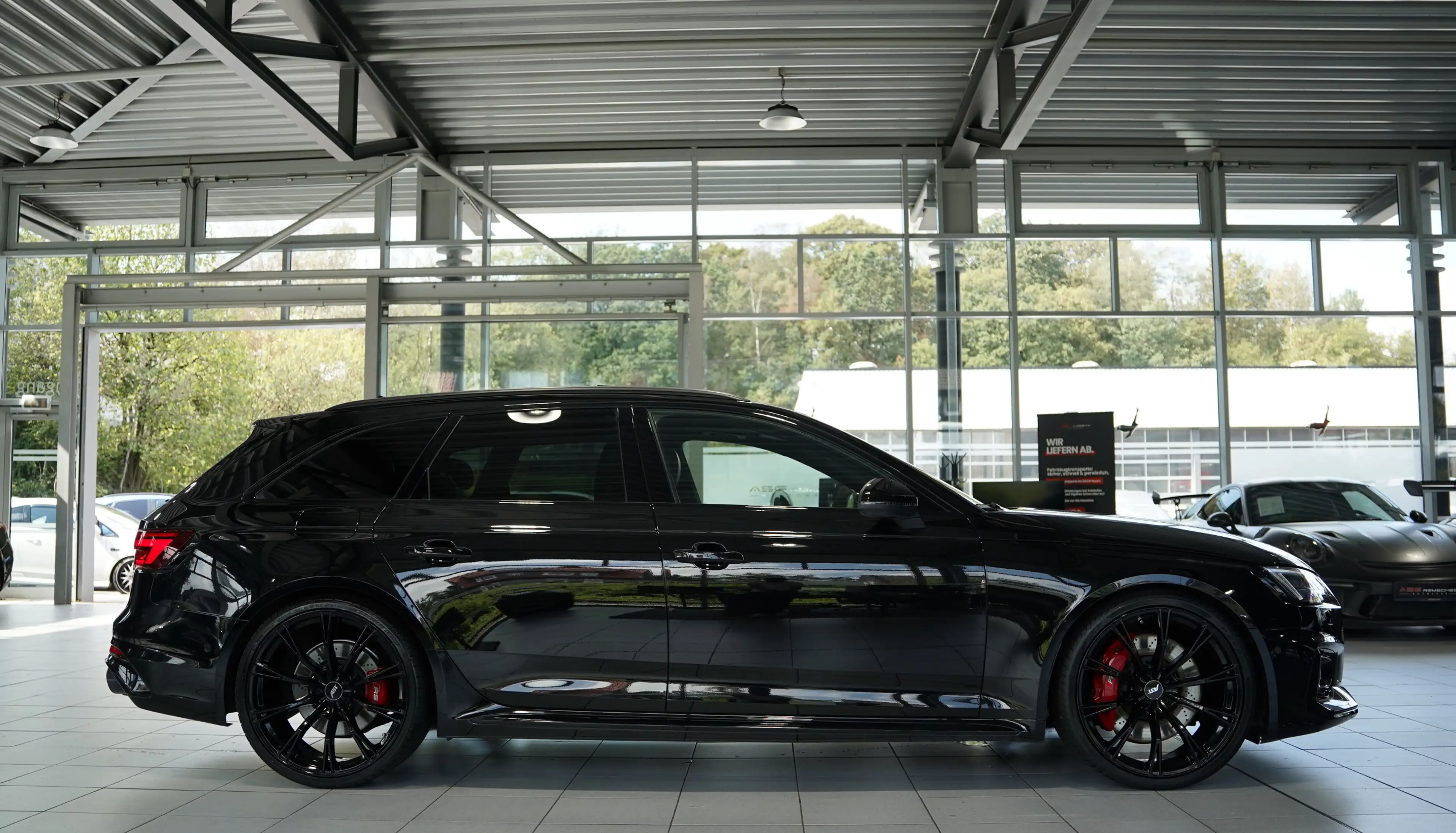 Audi RS4 Avant q. *B&O*Milltek-AGA*Pano*H-UP*Dynamik — photo 7
