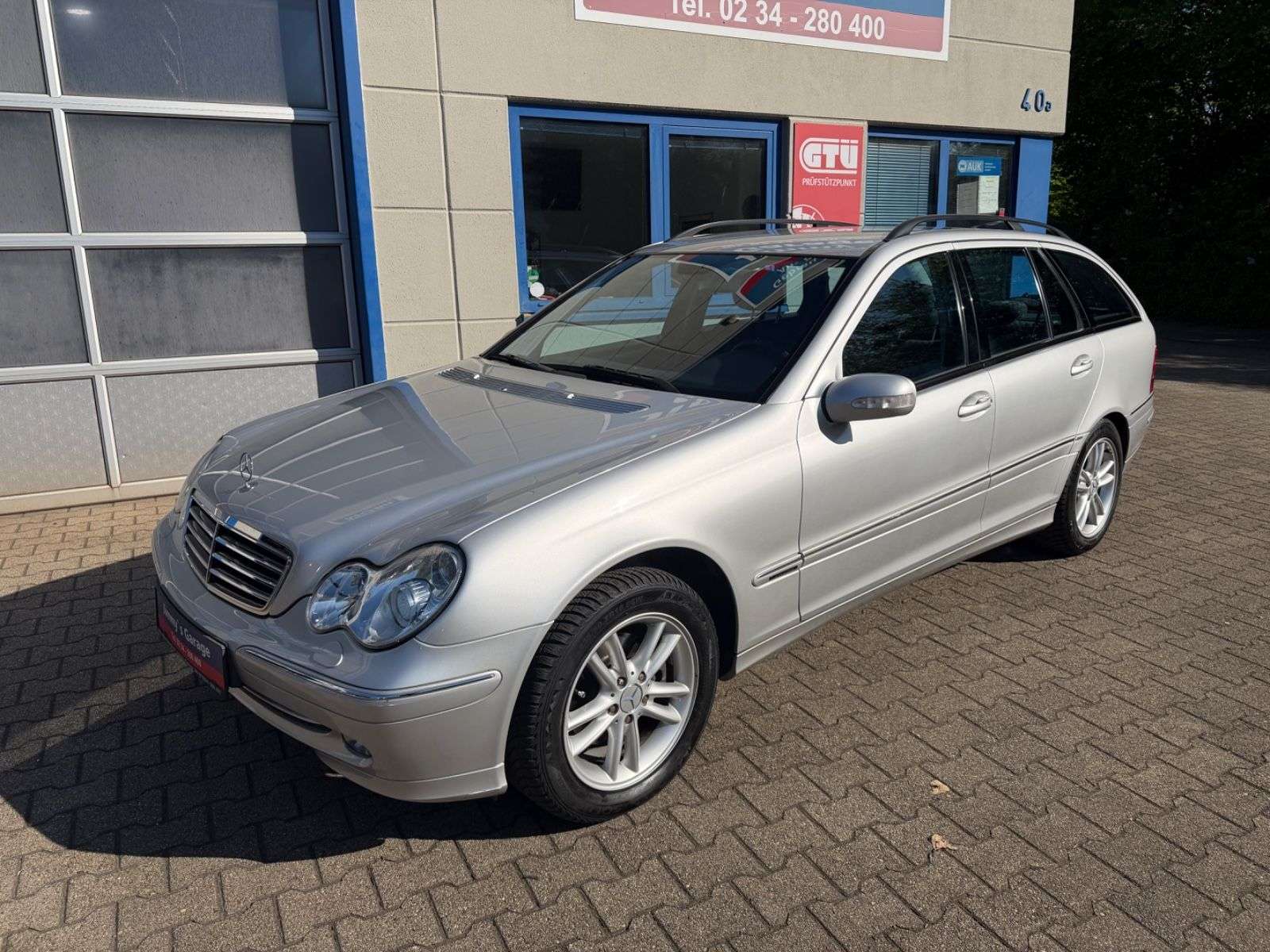 Second hand Mercedes Benz C-Class 180
