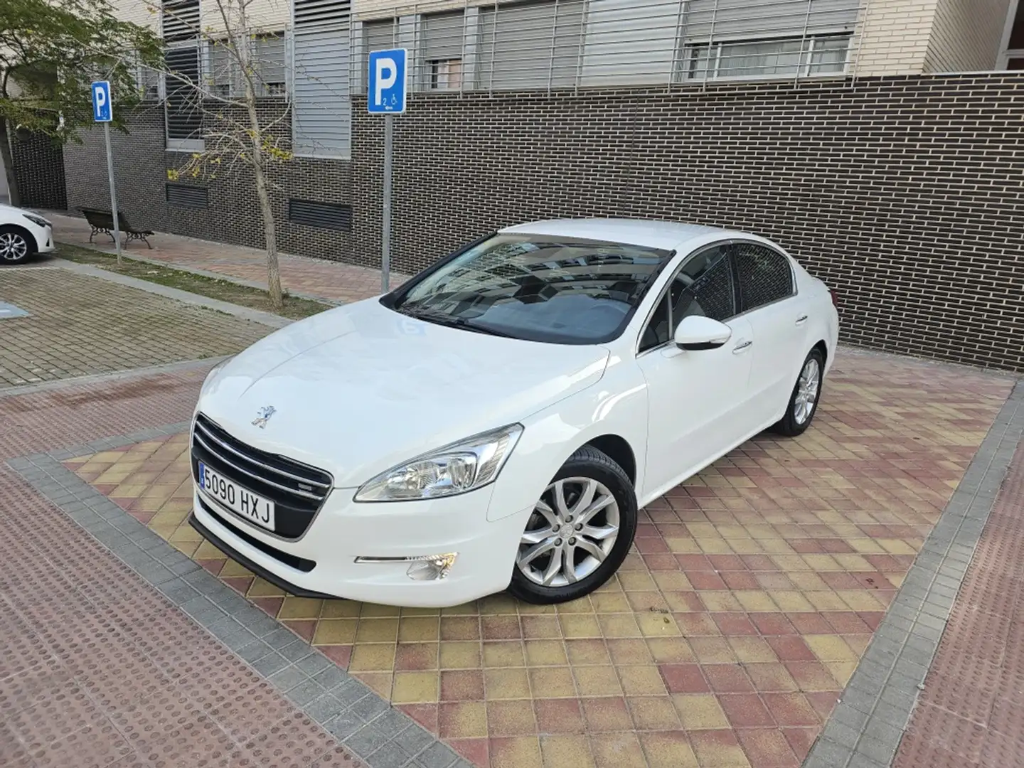 Peugeot 508 1.6e-HDI Allure 115 Blanco - 1