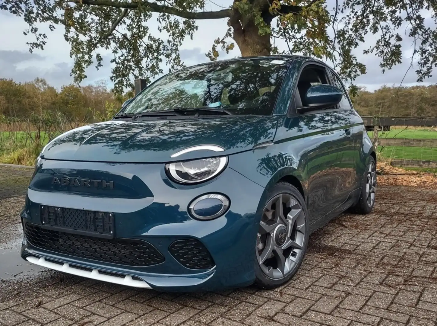 Fiat 500 E-Abarth Look-2023- Uniek-verlaagd-Special Groen - 1