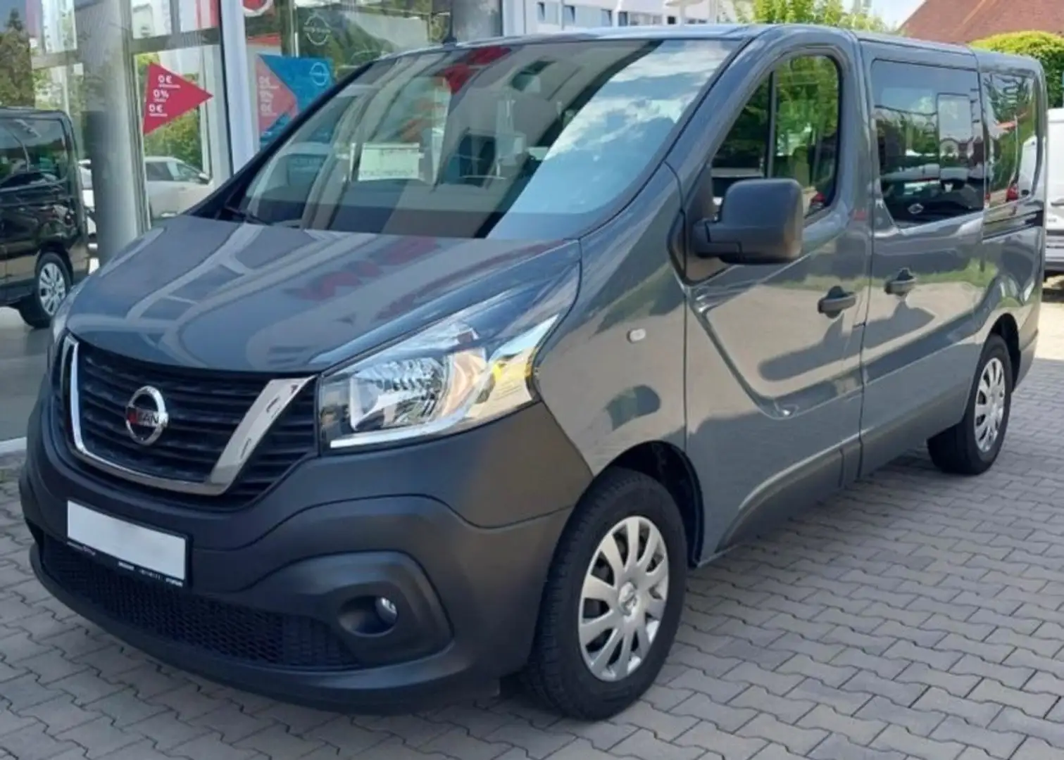 Nissan NV300 Kombi L1H1 2,7t PREMIUM Grau - 1