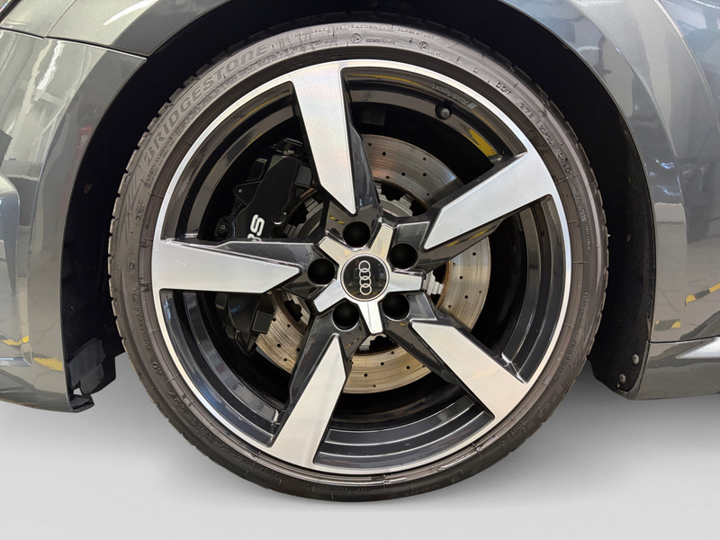 Audi TT RS TFSI quattro B&O Navi CAM Leder L — photo 5