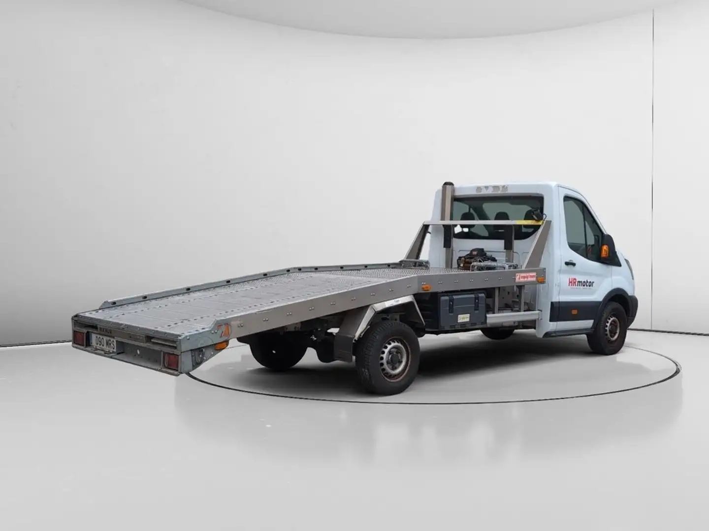 Ford Transit FT 350 L4 Chasis Ambiente 130 Blanco - 2