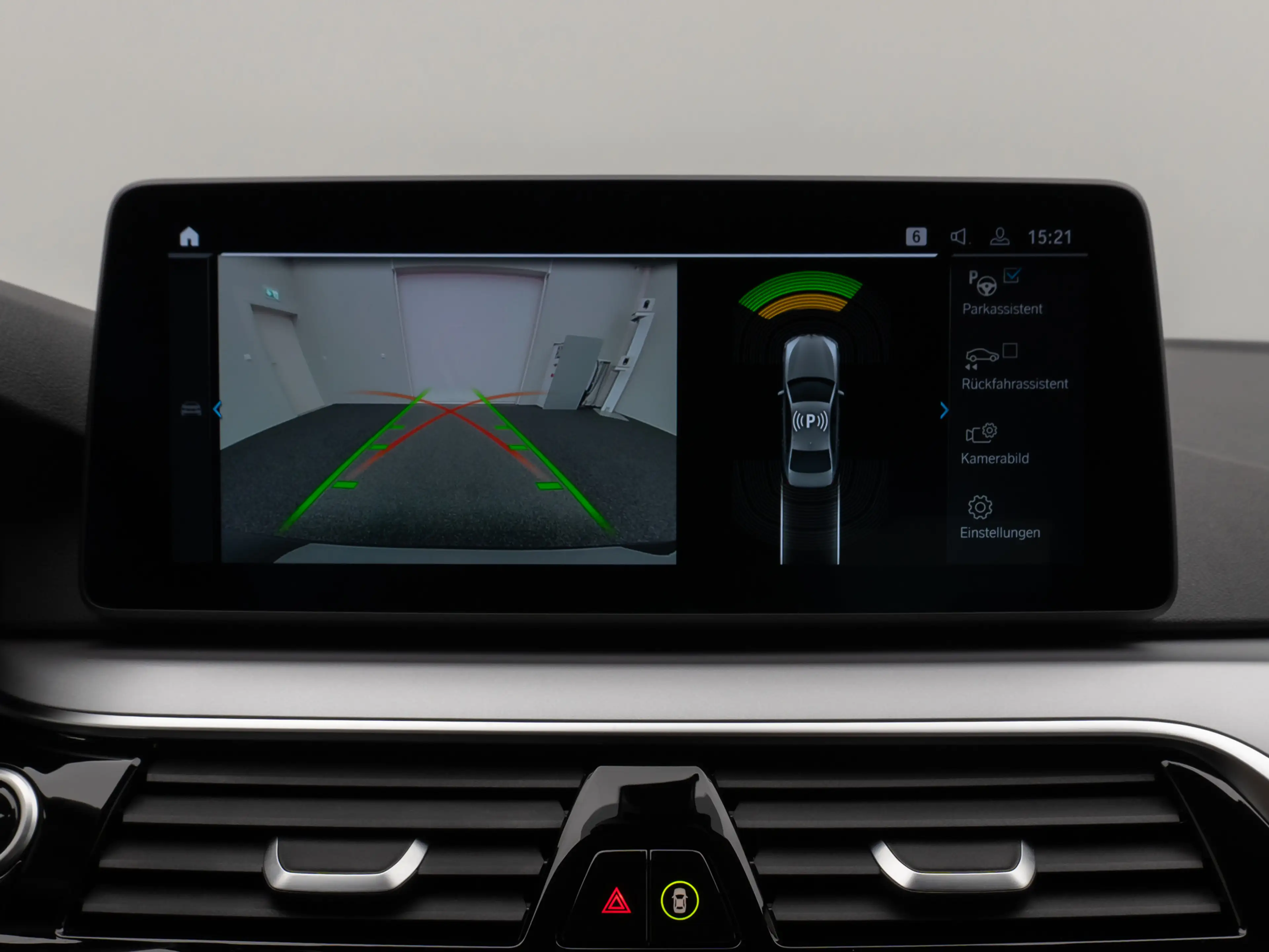 BMW 520 Kamera DAB Sport Klima-4Zonen Alarm ParkAss — photo 41