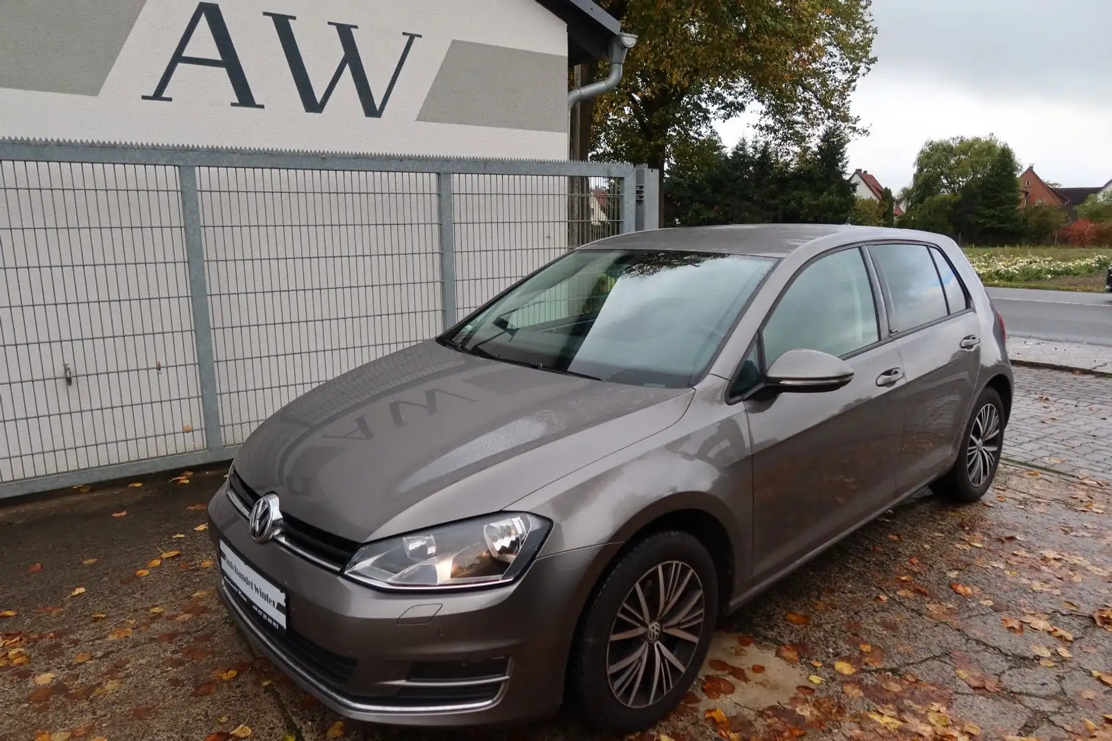 Volkswagen Golf VII Lim. Allstar BMT|1.Hand|S.Heft|Tempomat Gris - 1