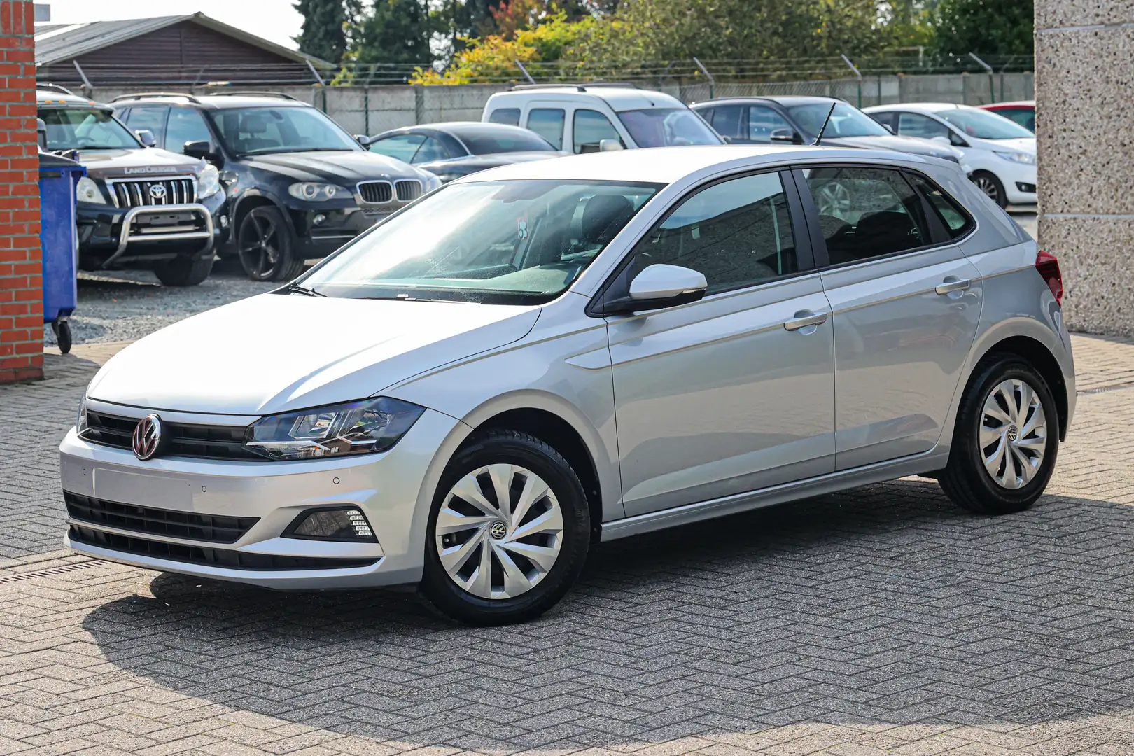 Volkswagen Polo SLECHTS-16500KM*APPLE-CARPLAY*PARKEERSENSOREN-V+A* Plateado - 1