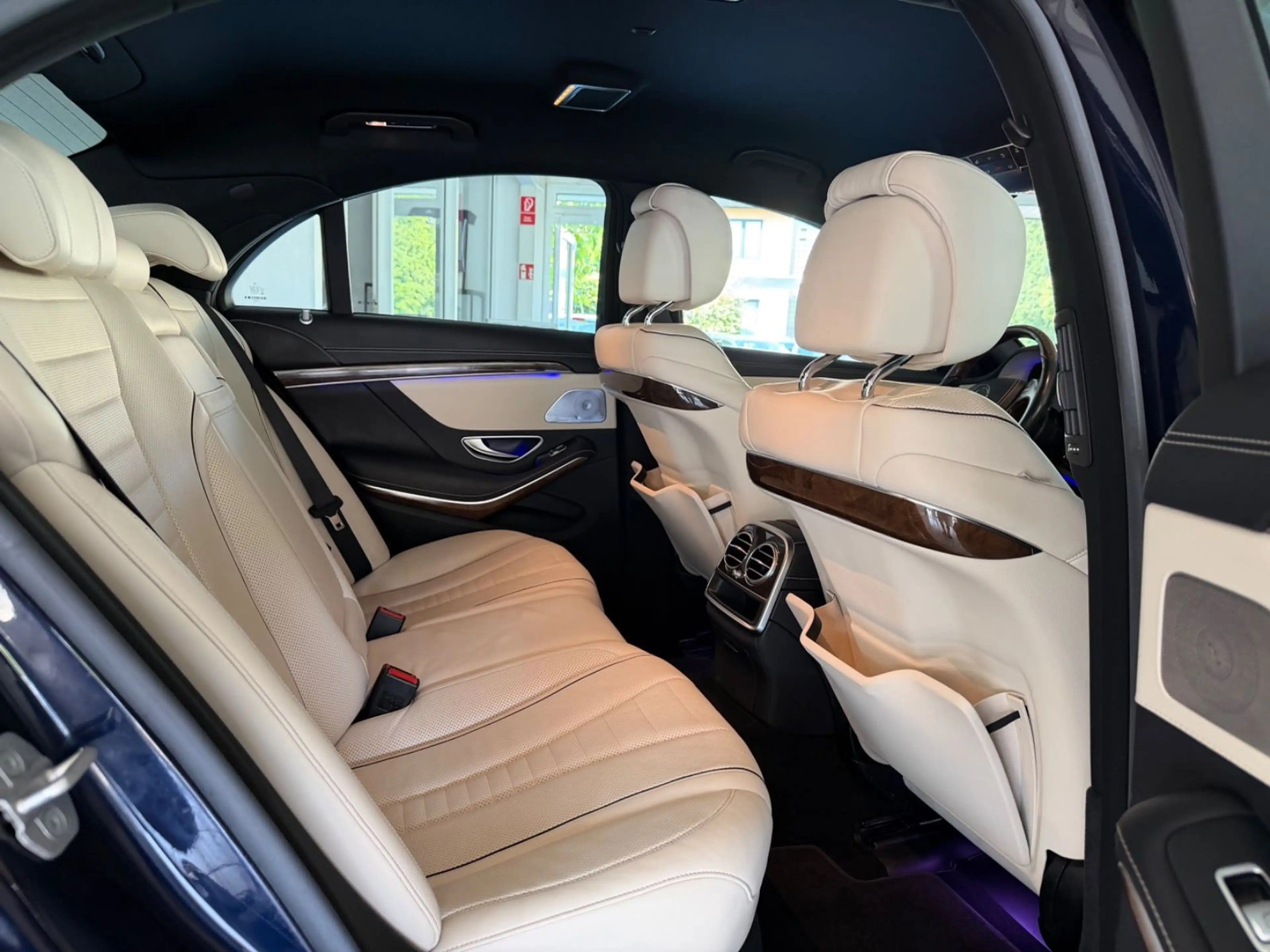 Mercedes-Benz S 350 Limo / d 4Matic r Burmester Massage Nappa — photo 36
