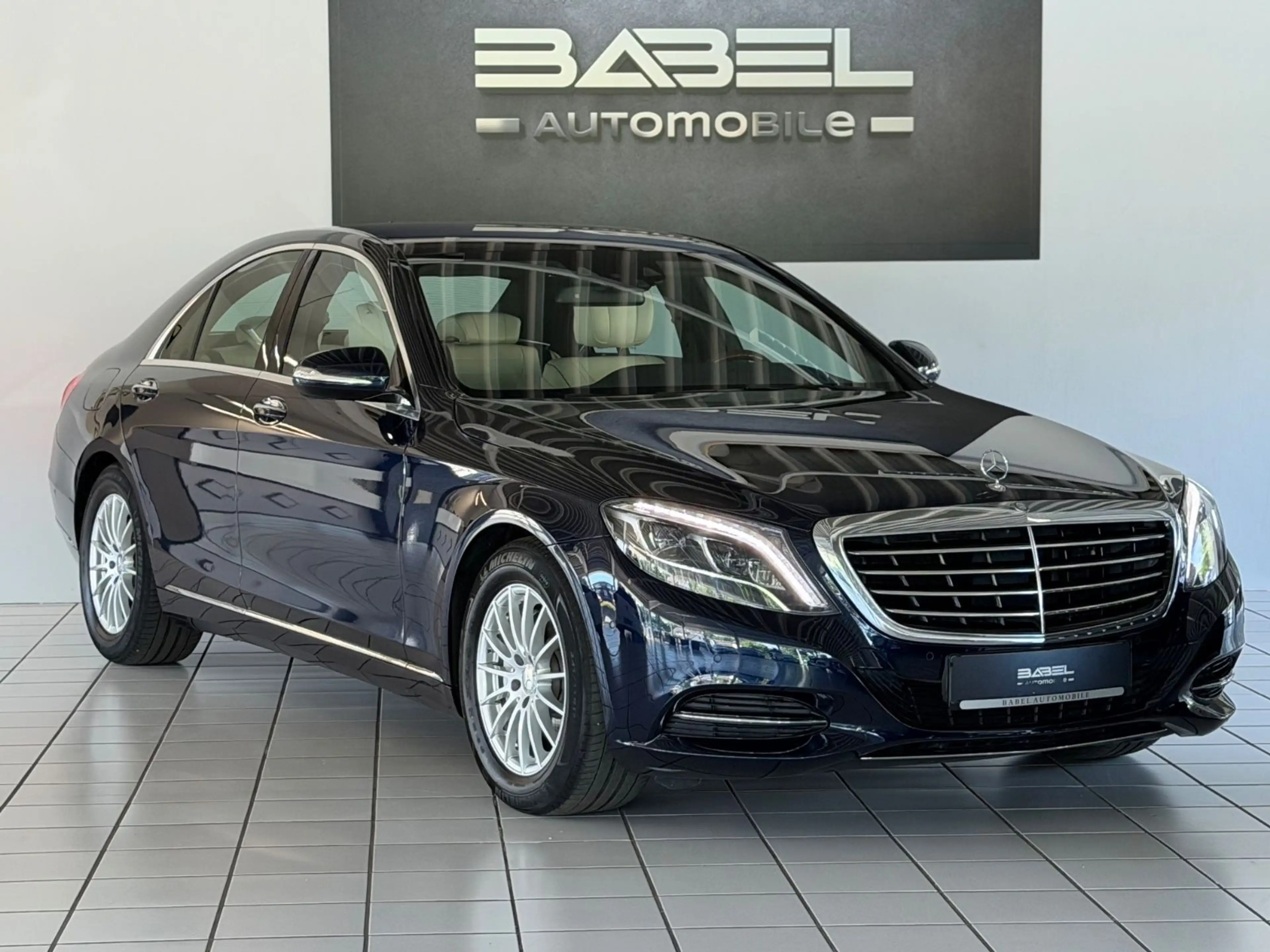 Mercedes-Benz S 350 Limo / d 4Matic r Burmester Massage Nappa — photo 3