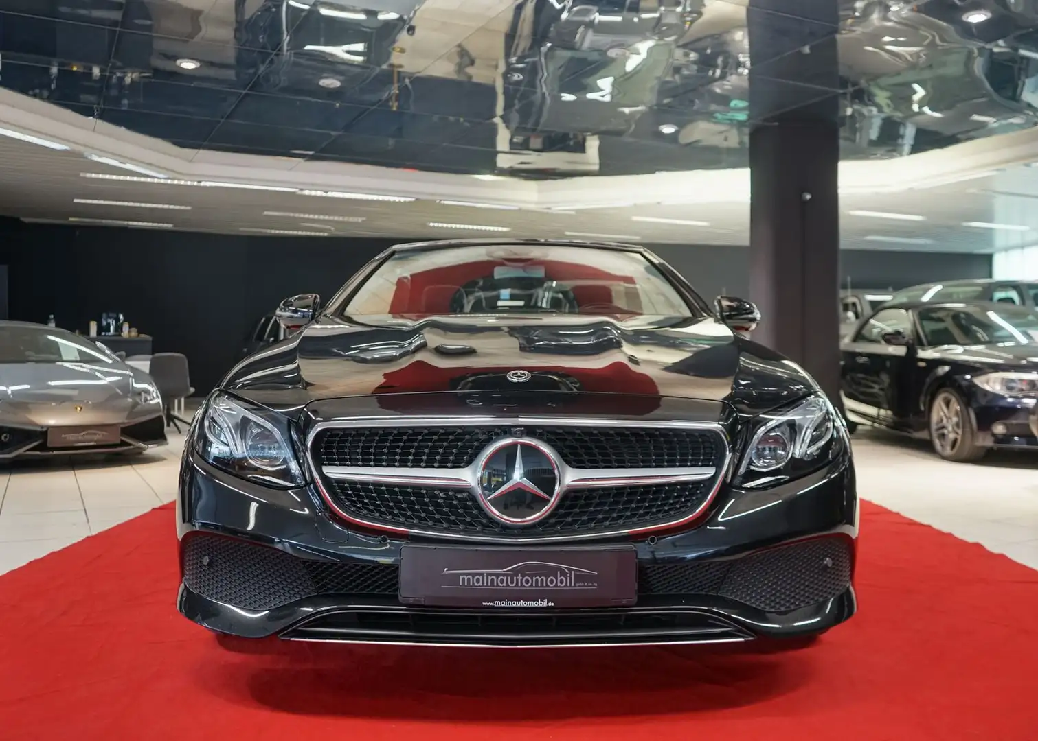 Mercedes-Benz E 220 d Cabrio AHK LED 9G Keyless DisTronic Noir - 1