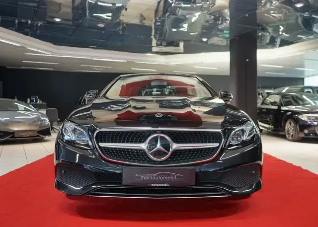 Mercedes-Benz E 220 d Cabrio AHK LED 9G Keyless DisTronic