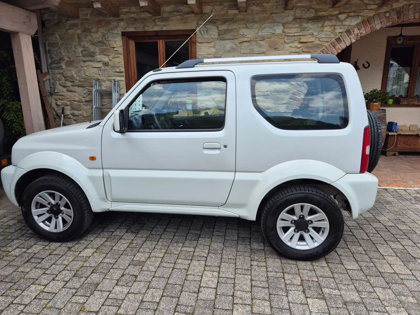 Suzuki Jimny Jimny III 1997 1.3 16v JX 4wd Bianco - 1