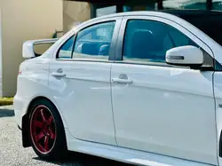 Mitsubishi Lancer снимка Mitsubishi Lancer