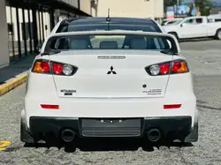 Mitsubishi Lancer снимка Mitsubishi Lancer