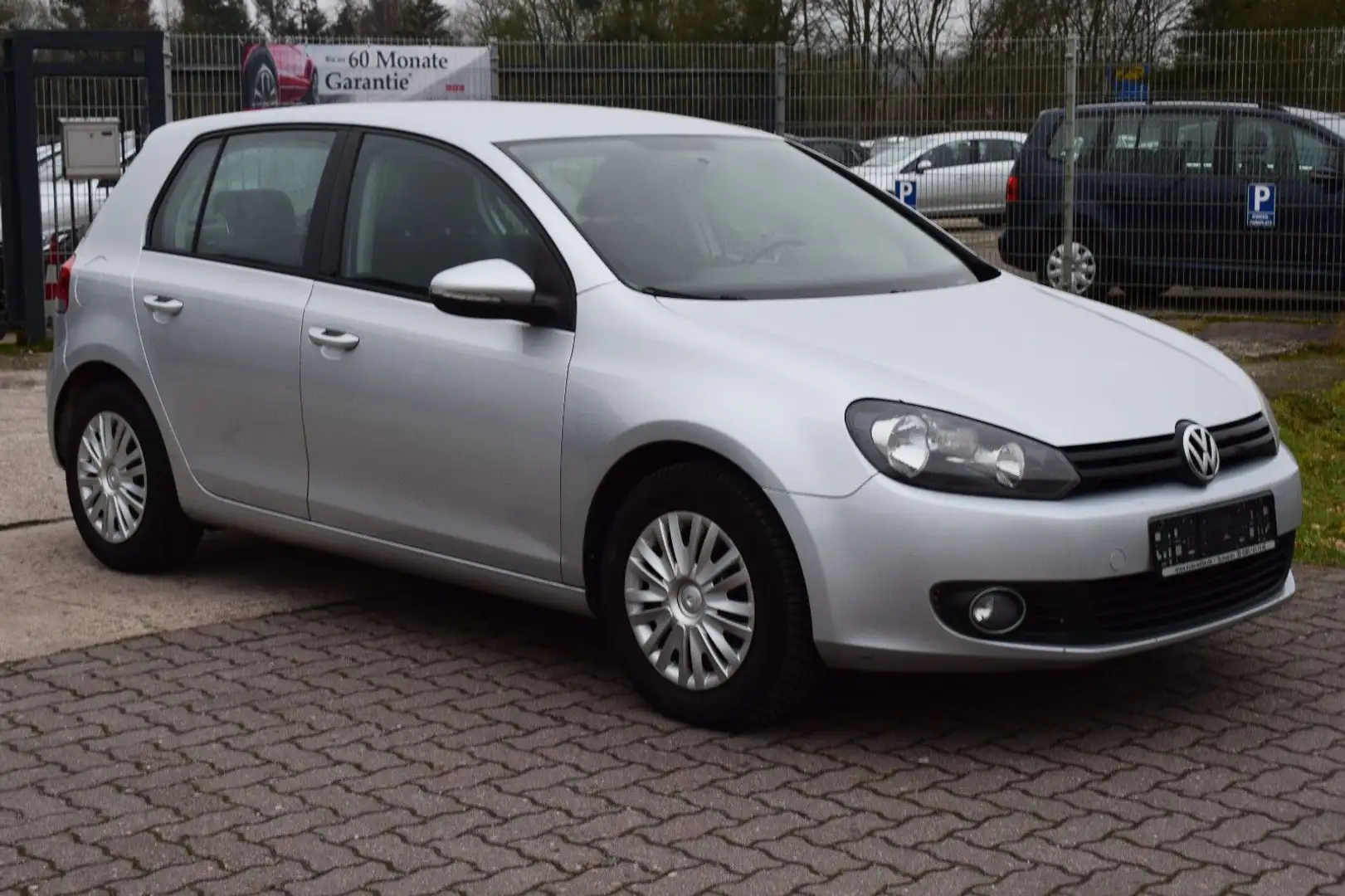 Volkswagen Golf VI Trendline Silber - 2