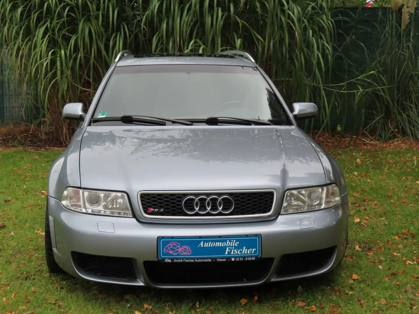 Audi RS4 2.7 quattro Topfahrzeug Grau - 2