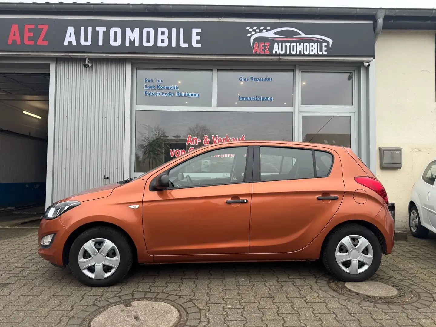 Hyundai i20 blue Classic*Neue TÜV* Orange - 2