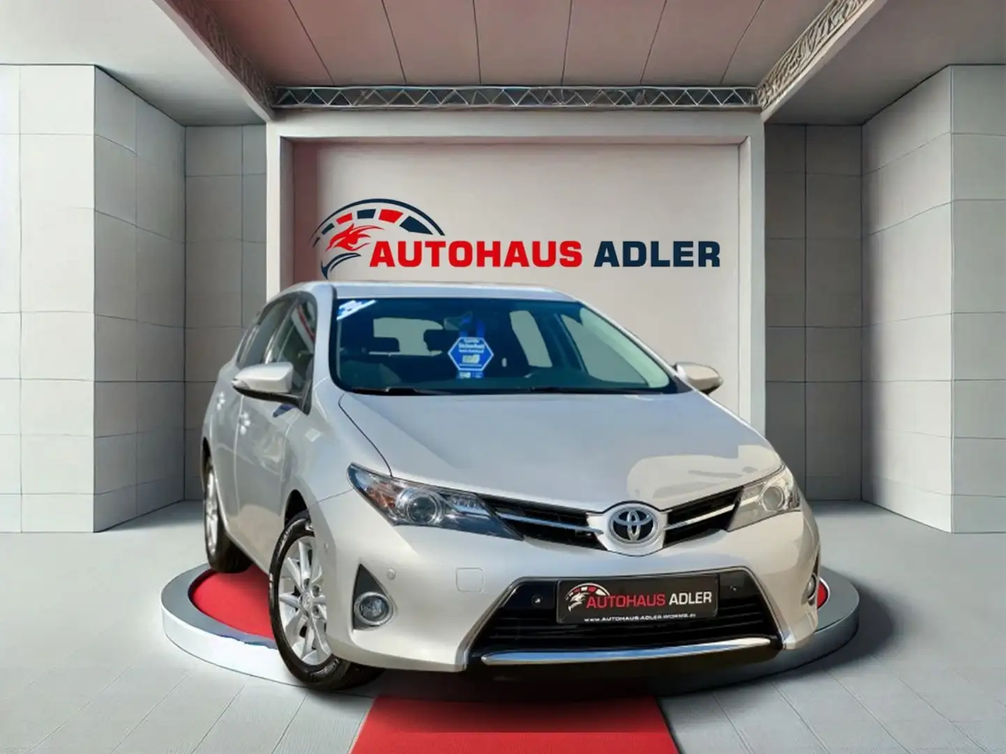 Toyota Auris 1.6 Life+1HD*5TRG*KAMER*PDC*2SH*TEMPO*6GAN Argent - 1