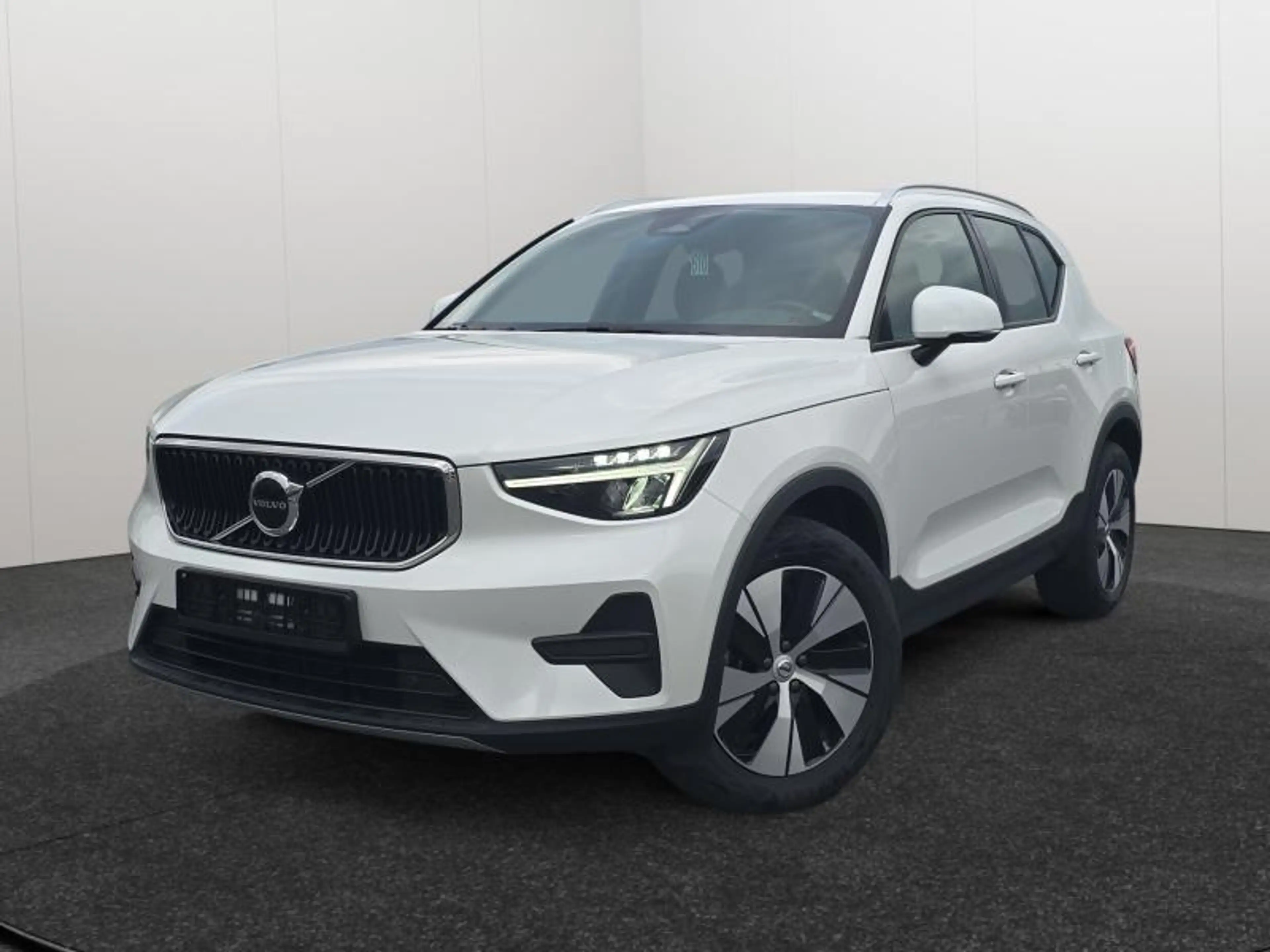 Volvo XC40 B3 Core / Essence