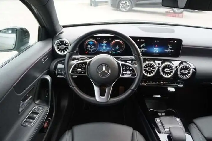Mercedes-Benz Clase A 2020, foto 15