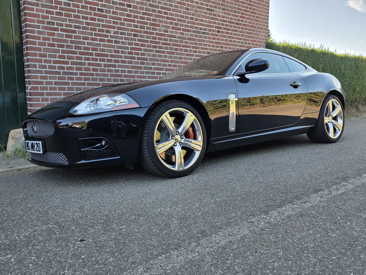 Jaguar XKR Coupe Sondermodell Portfolio Blau - 2