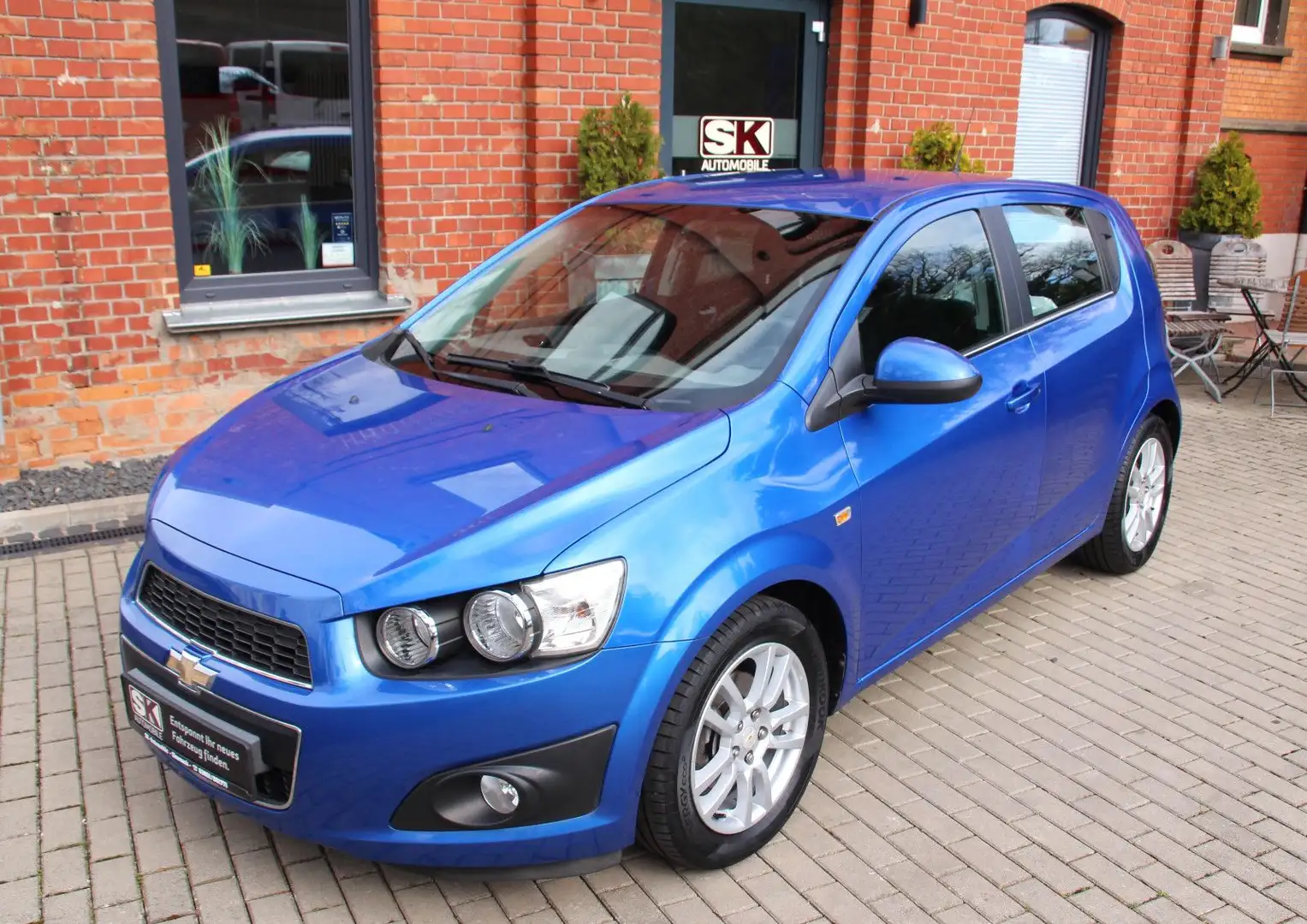 Chevrolet Aveo Schrägheck LTZ Blau - 1