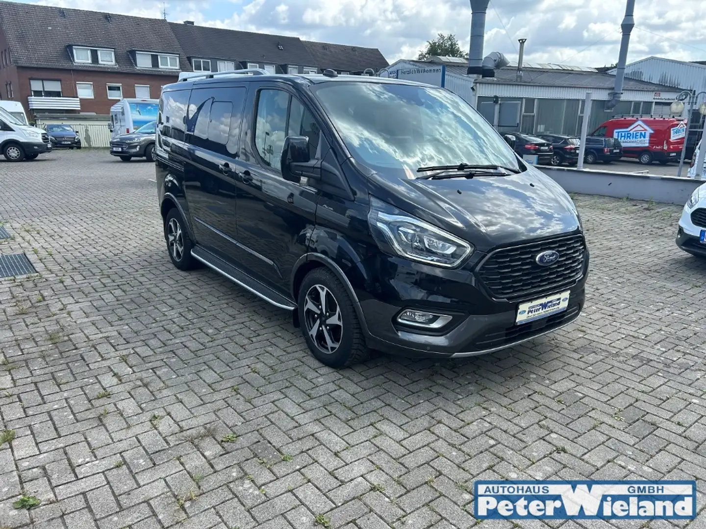 Ford Tourneo Custom Transit Kombi 320 L1 Active 2.0 TDCi EU6d-T Bi-Xen Schwarz - 2
