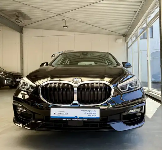 BMW 118 i Sport Line Autom., *LED *Navi *PDC *Tempomat