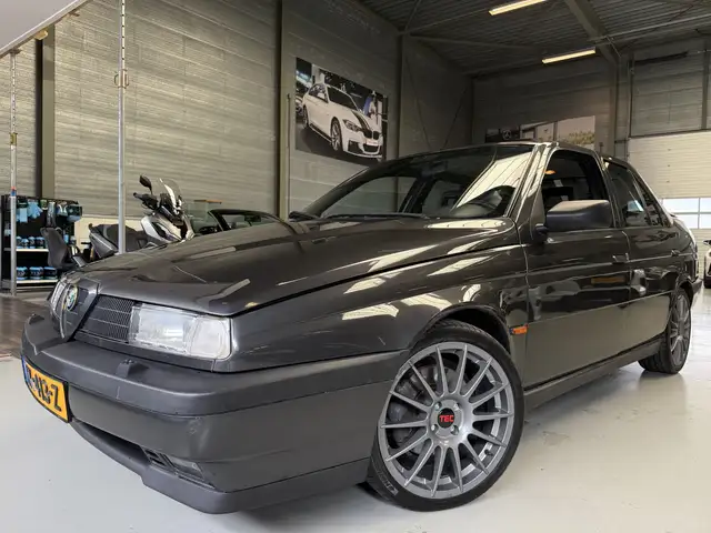 Alfa Romeo 155 2.5 V6 Airco, Elektrische stoelen, Lichtmetalen ve