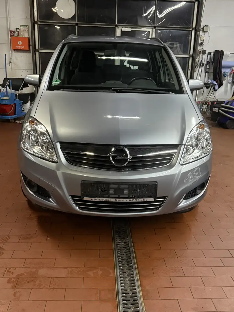 Opel Zafira Edition,7-Sitzer Grau - 2