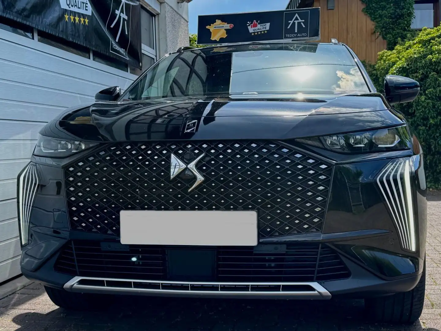 DS Automobiles DS 7 Crossback Pallas BlueHDI 130 EAT8 Schwarz - 2