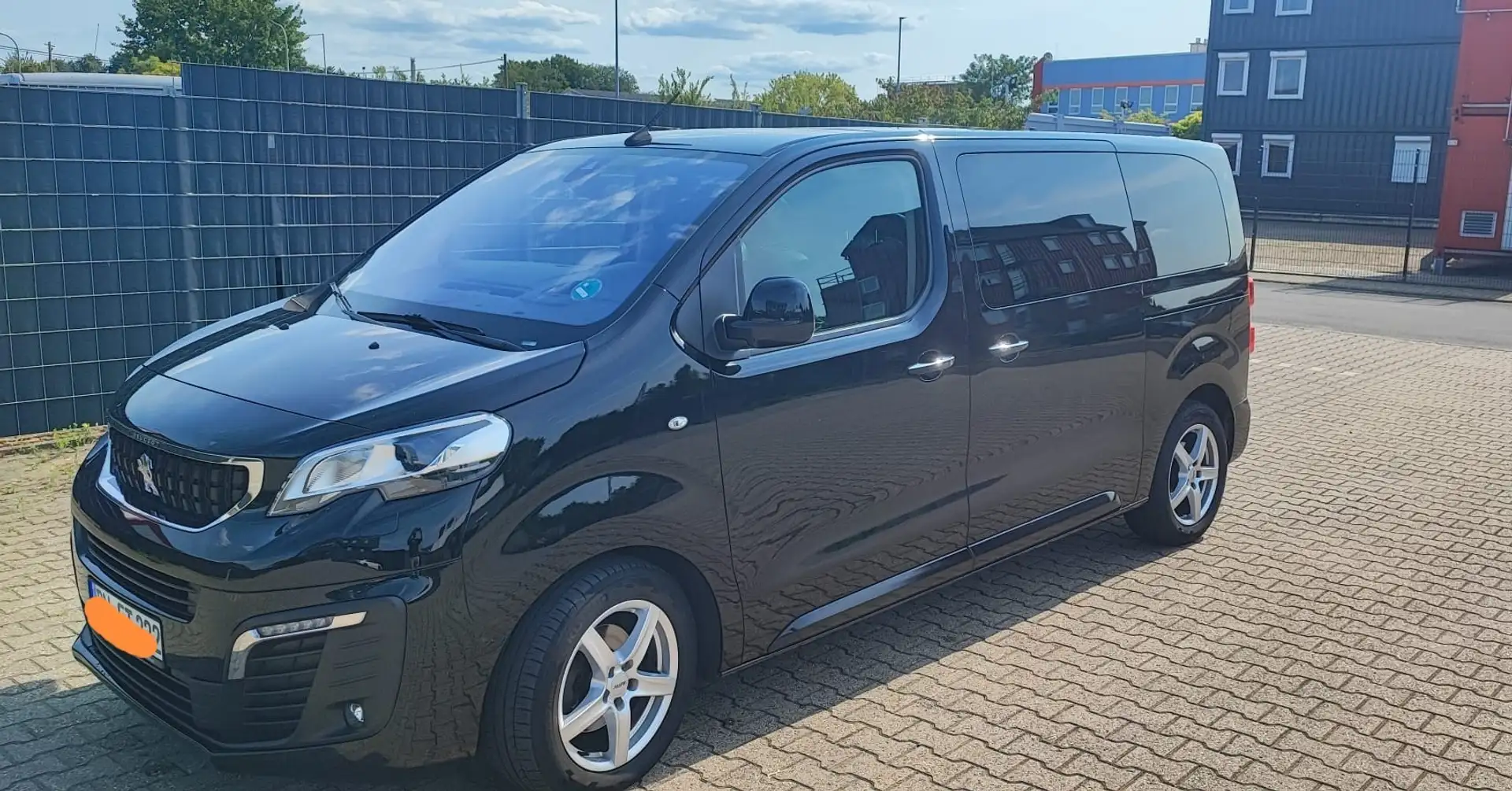 Peugeot Traveller Business VIP L2 Schwarz - 2