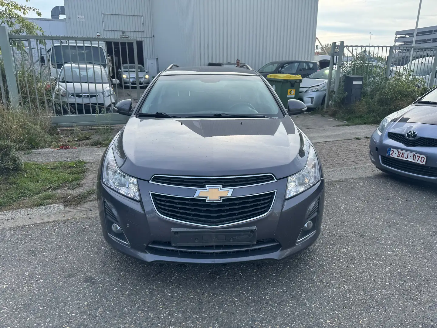 Chevrolet Cruze 1.7 Gris - 2