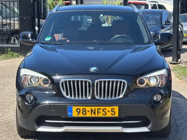 BMW X1 view 2