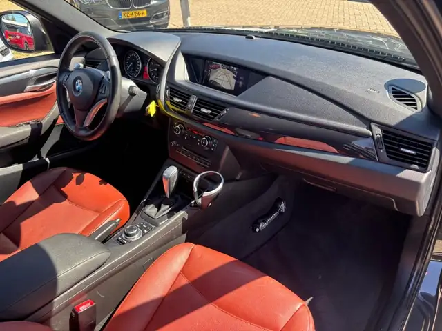 BMW X1 view 10