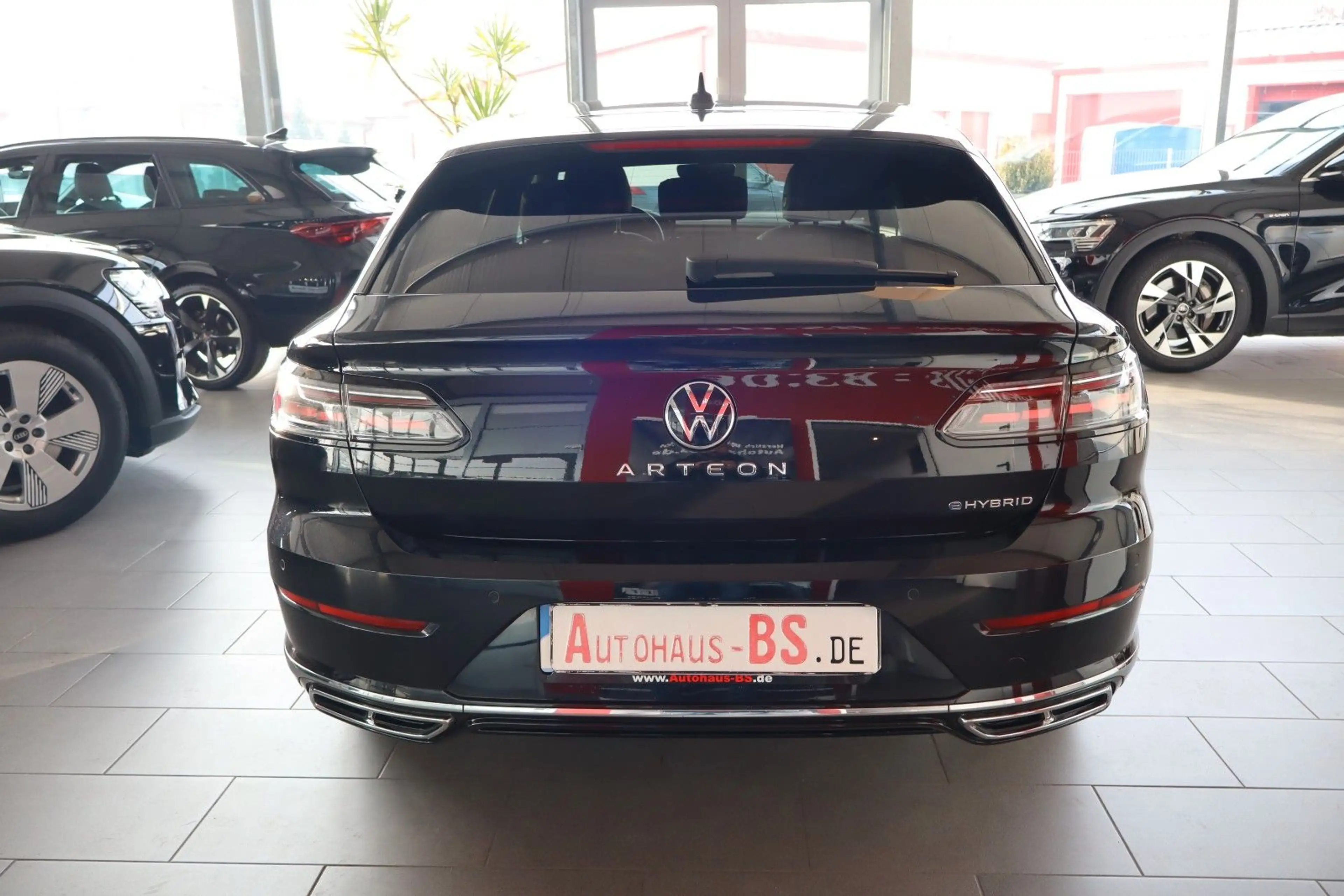 Volkswagen Arteon 1.4 eHybrid DSG R-Line Shooting Brake — photo 10