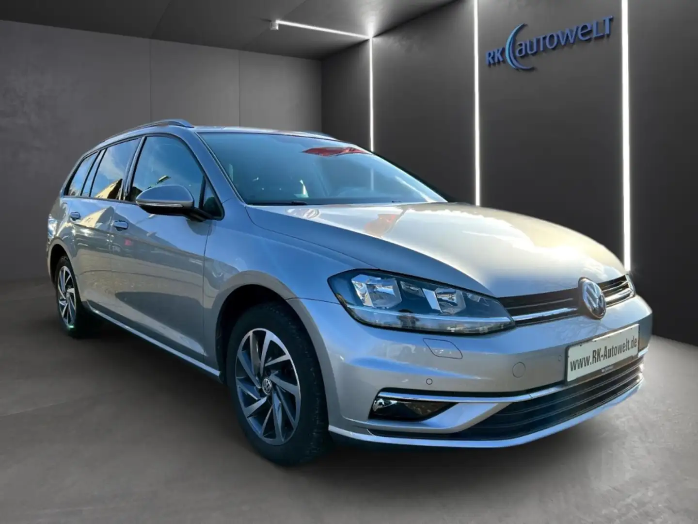 Volkswagen Golf Variant VII SOUND 1.4 TSI Navi Climatronic ACC PDC Silber - 2