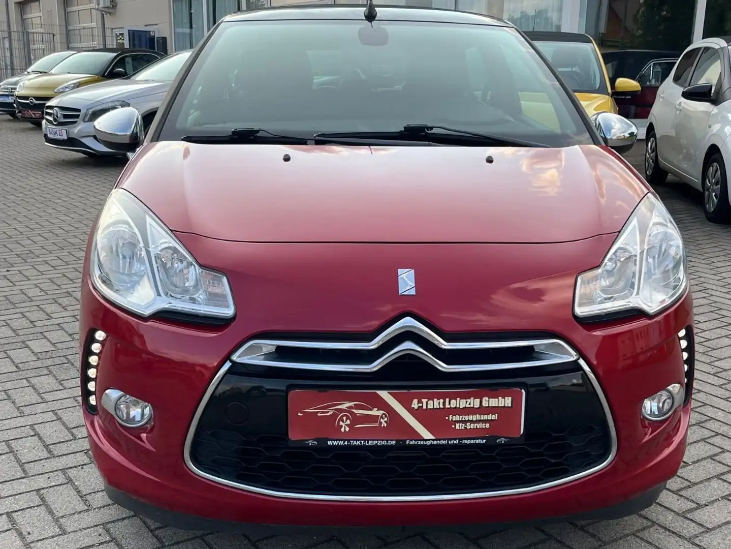 Citroen DS3 Cabrio 1.2 VTi SoChic*Navi*Alcantara* Rot - 2