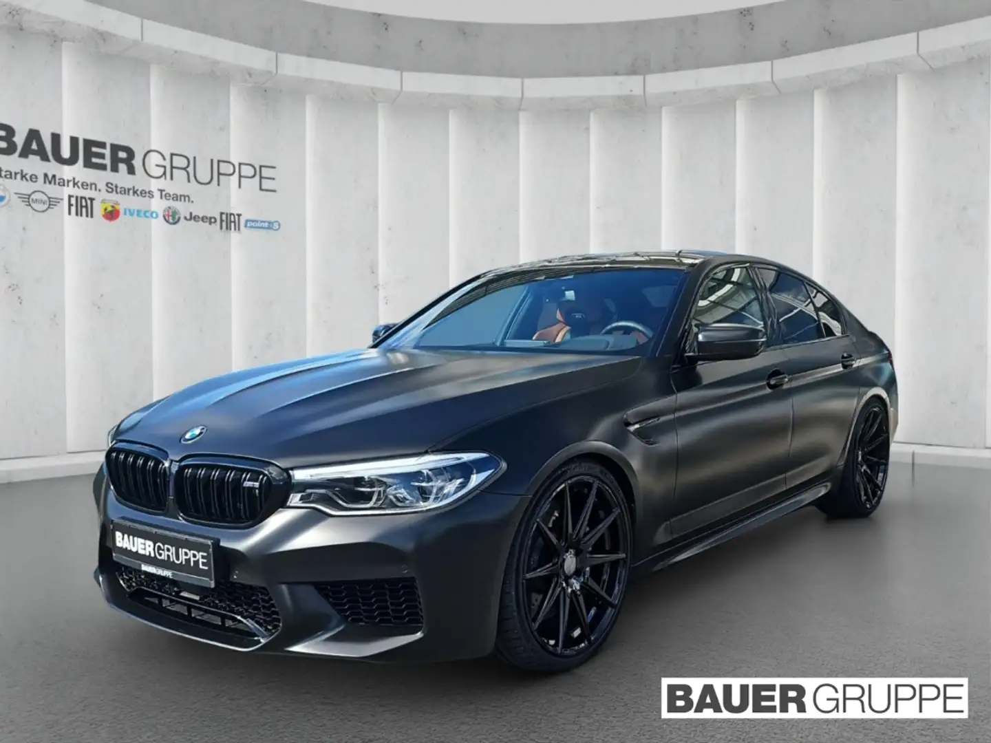 BMW M5 21'' ACC H/K Softclose Lenkradheiz. HUD M-Sitze Sp Schwarz - 1