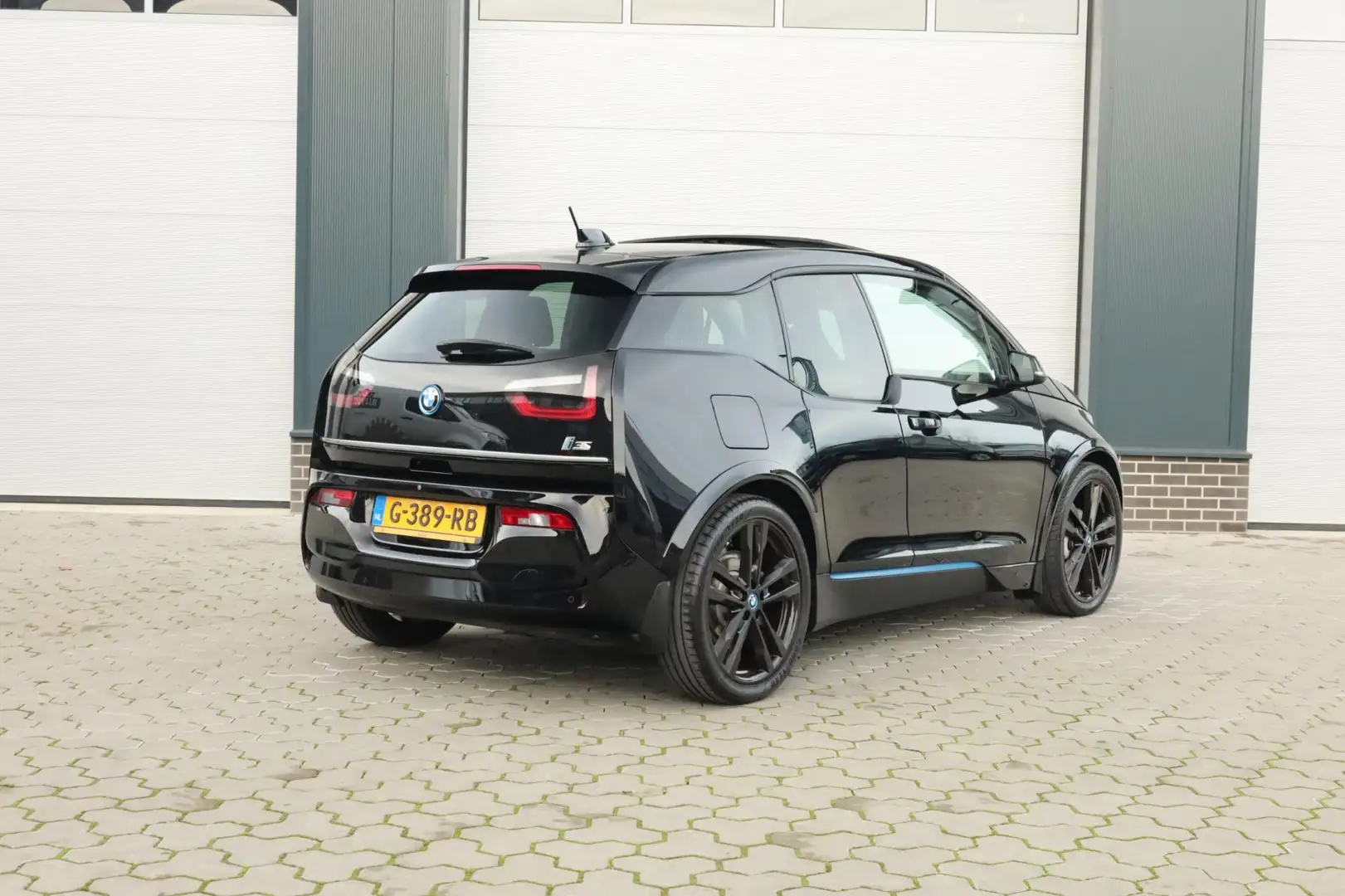 BMW i3 S 120Ah 42 kWh Pano Harman/Kardon Keyless Noir - 2