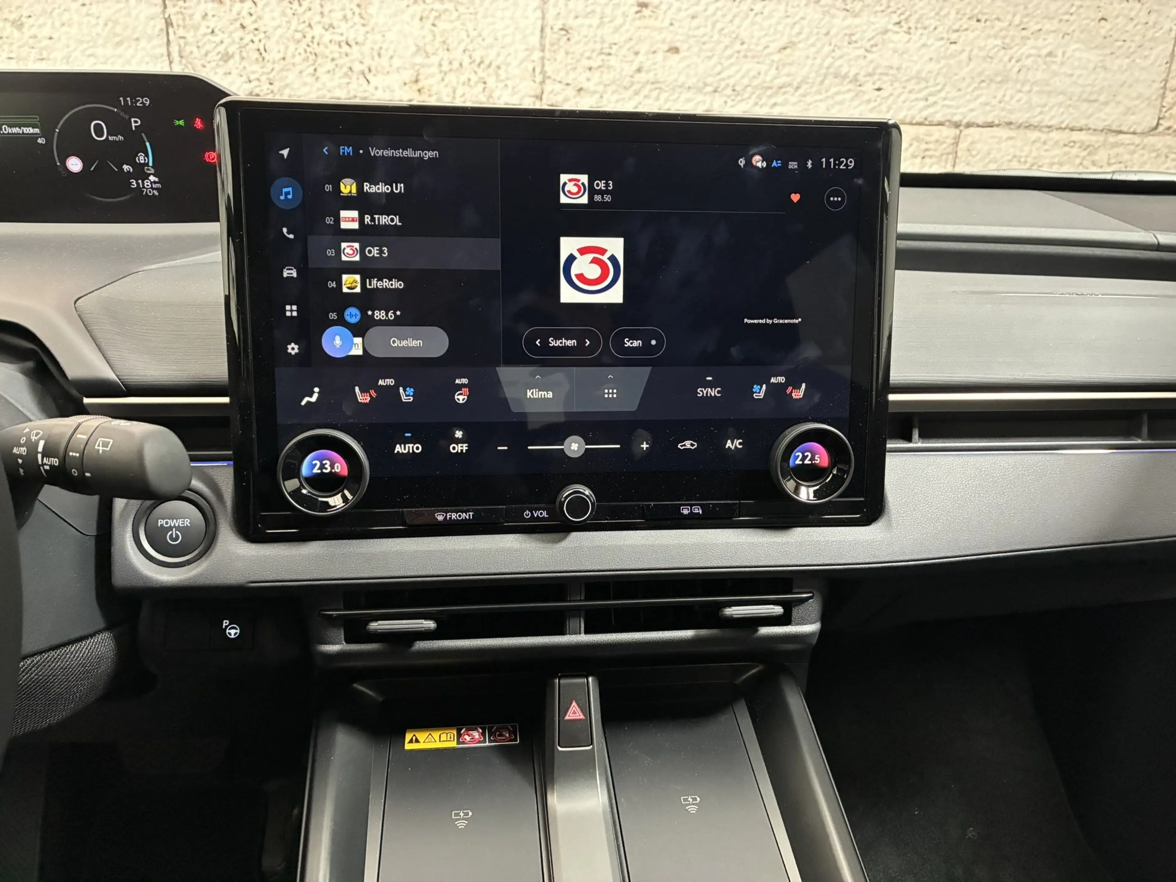 Toyota bZ4X BEV Touring 4x4 Lounge — photo 13