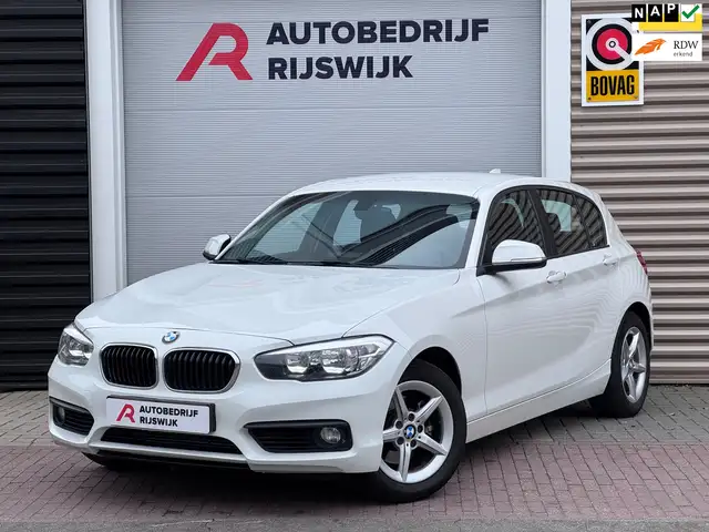 BMW 120 1-serie 120i Essential Camera/Navi/Keyless