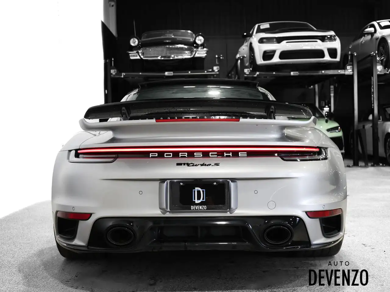 Porsche 911 снимка Porsche 911