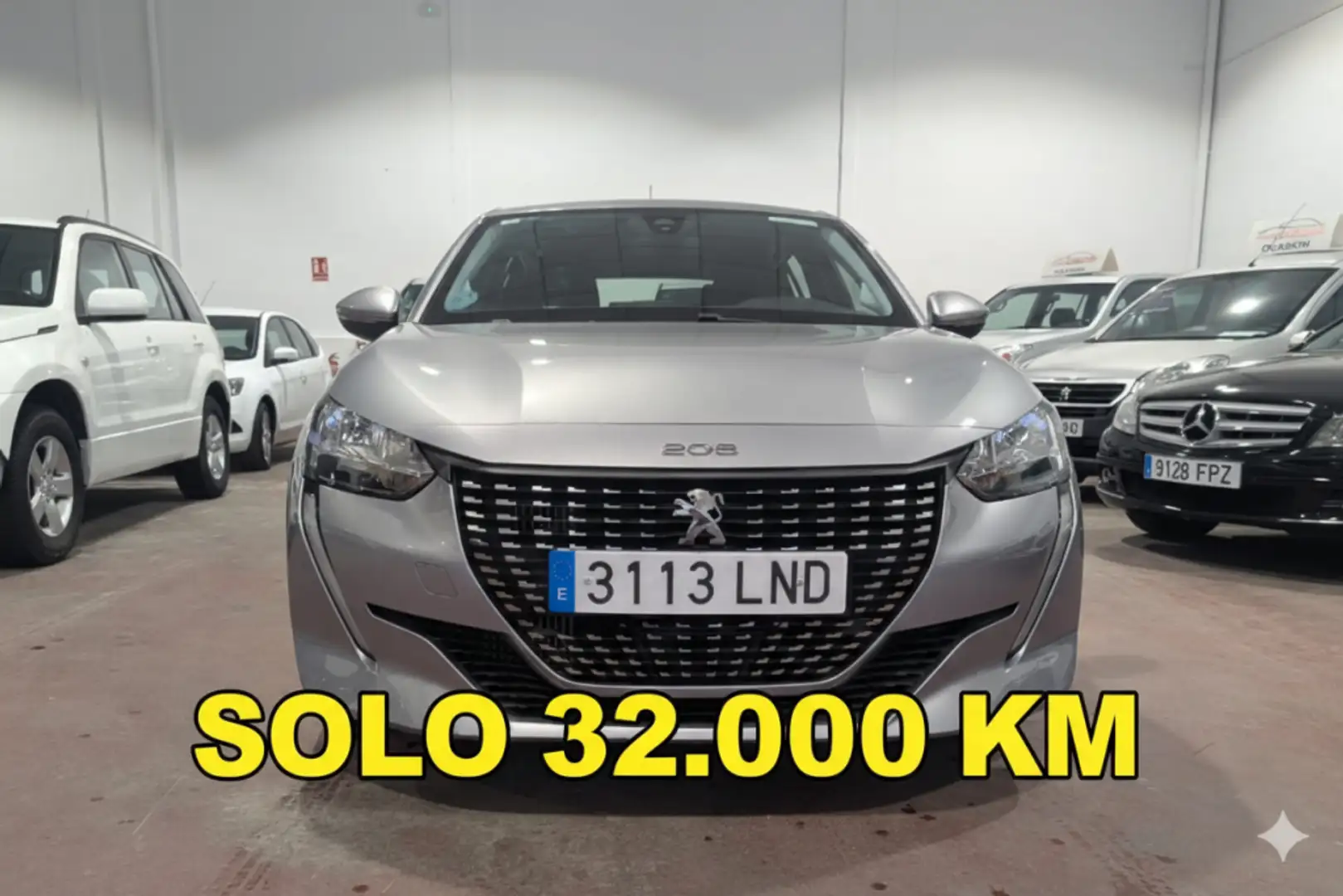 Peugeot 208 1.5 BlueHDi S&S Active 100 Grau - 1