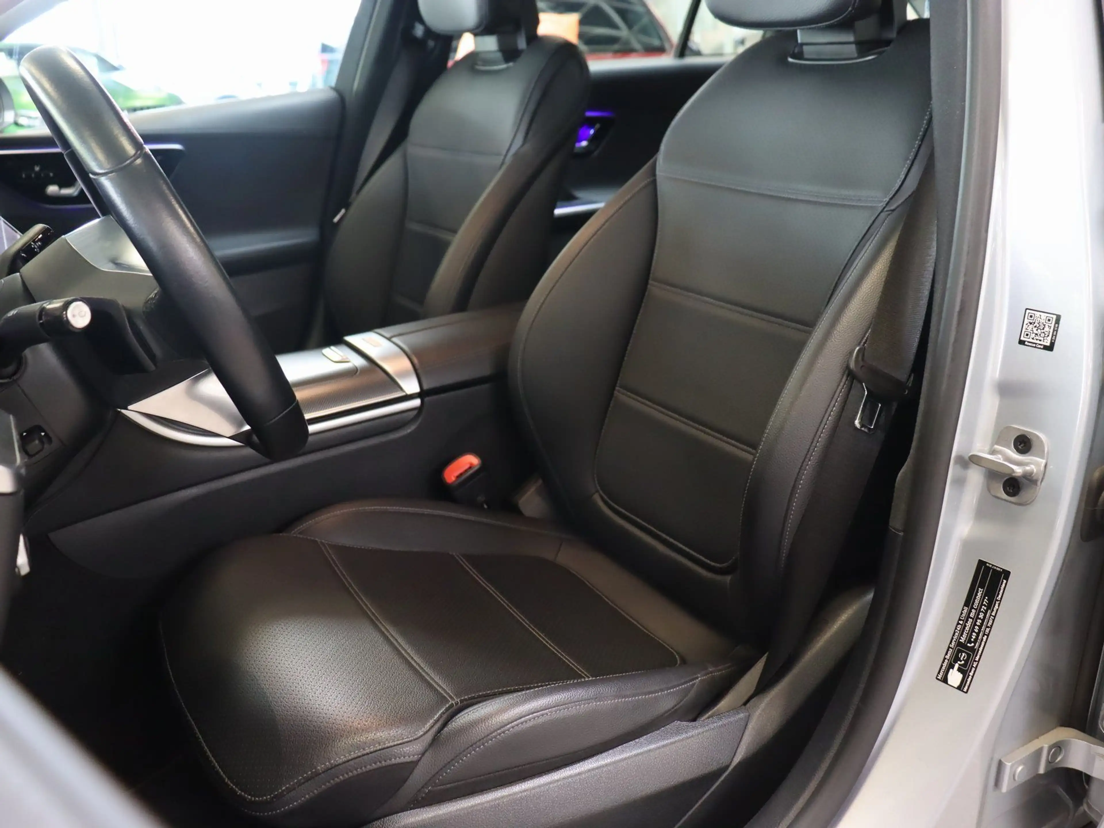 Mercedes-Benz C 180 T Avantgarde AHK/Advanced-Info/360°/Memory — photo 12