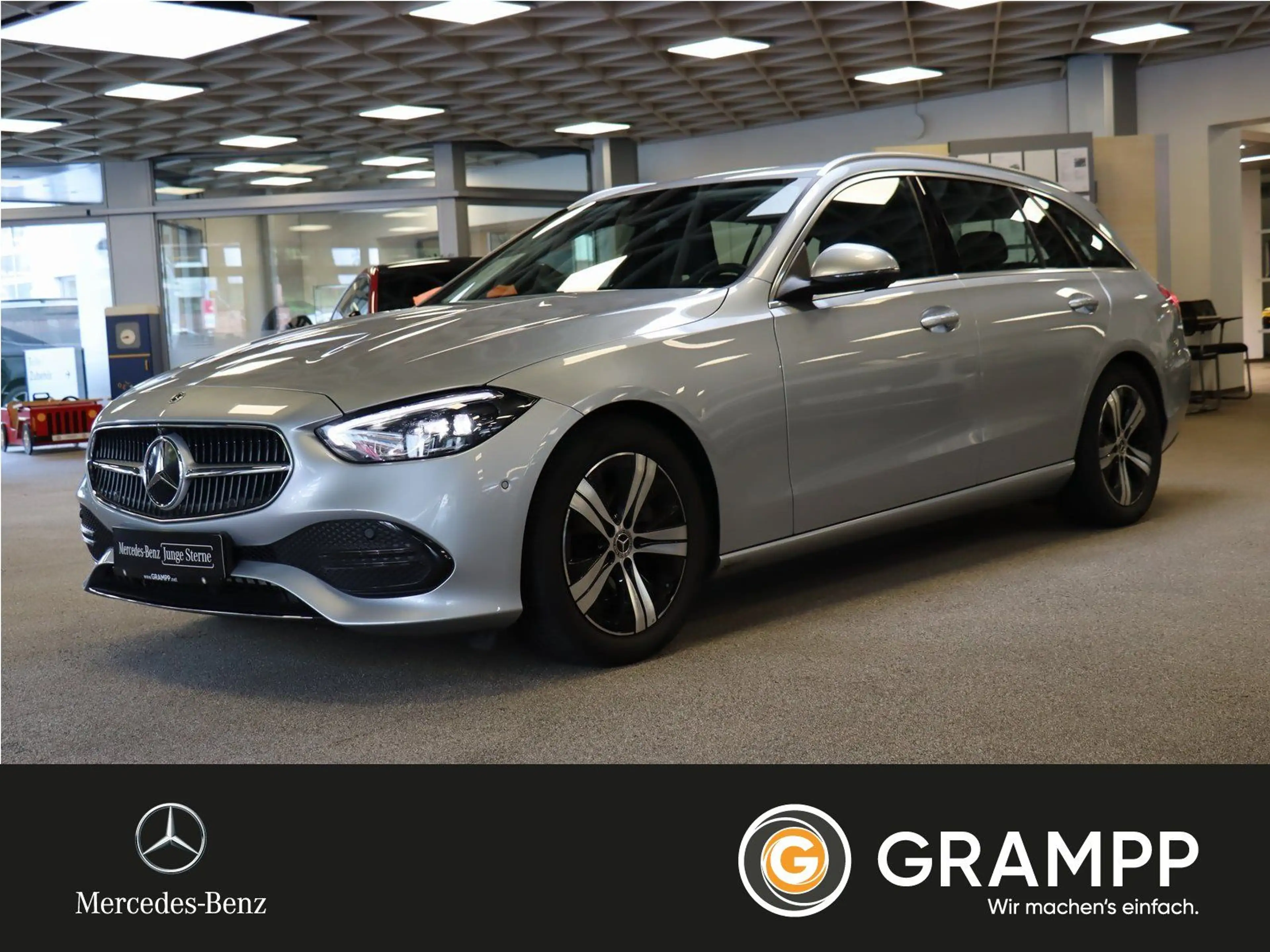 Mercedes-Benz C 180 T Avantgarde AHK/Advanced-Info/360°/Memory